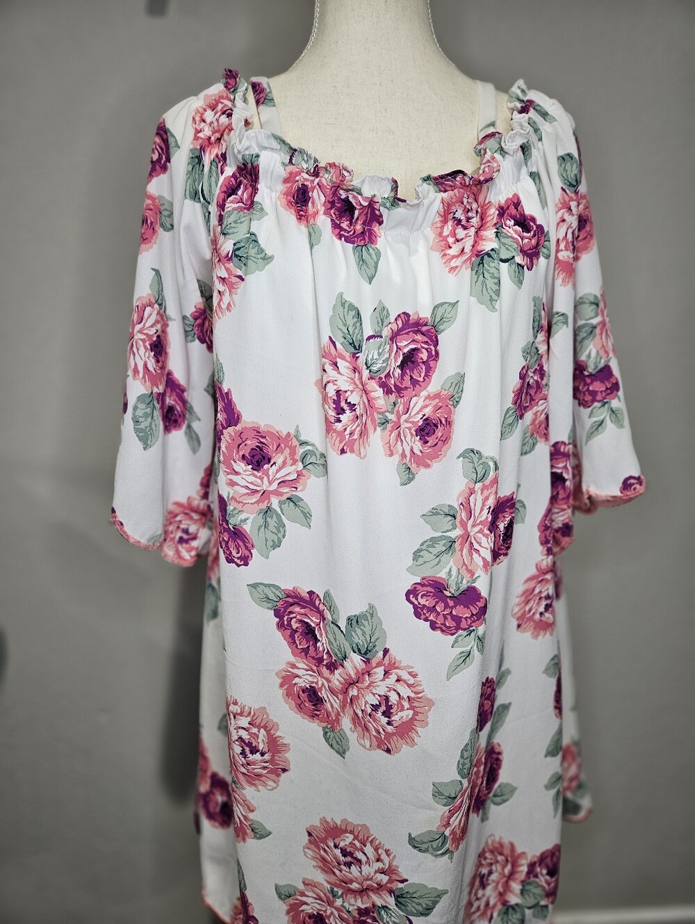 EUC Lily Rose White Floral Off-Shoulder Tunic Dress - Pink & Green Roses XL